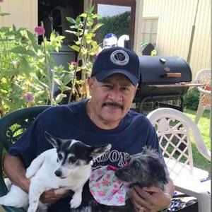 Meet your Posher, Tomas